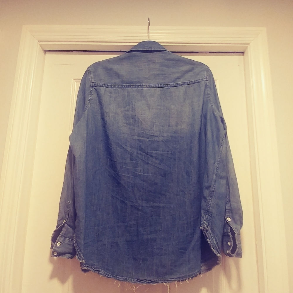 Denim button down long sleeve top. - Picture 3 of 6